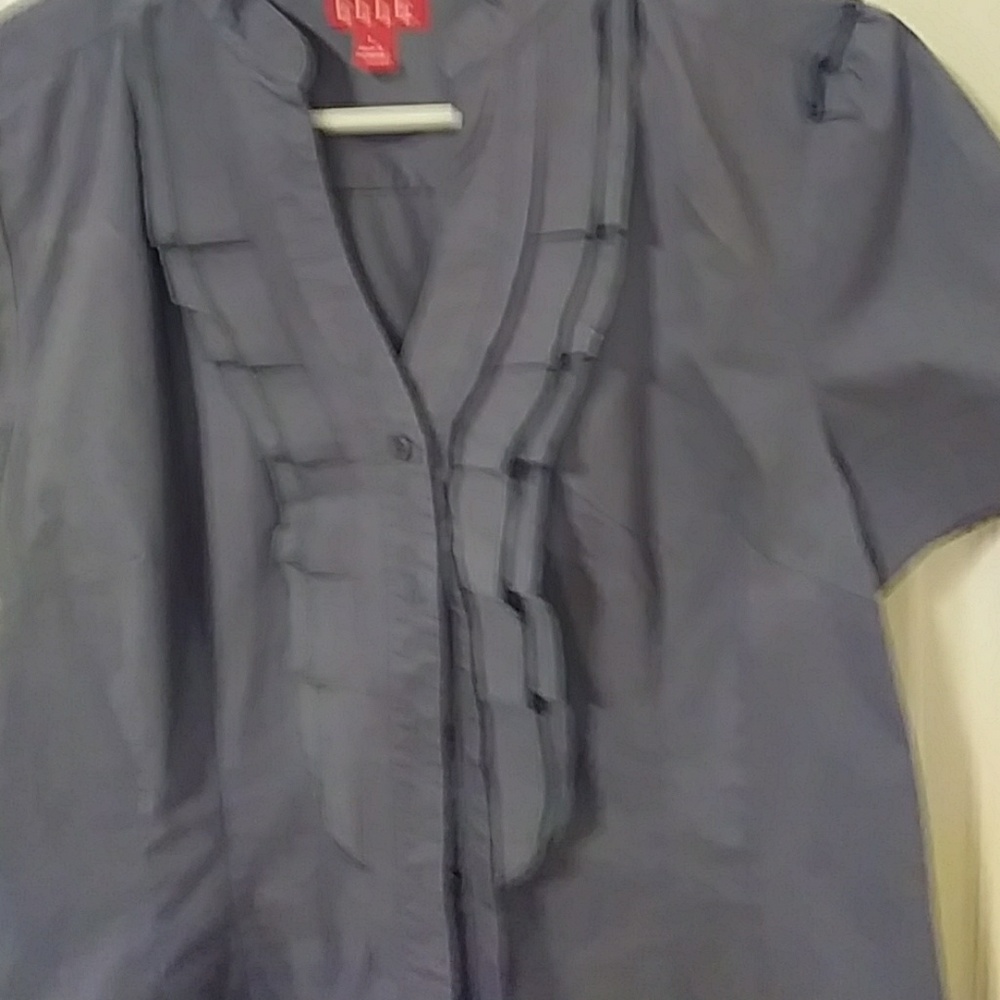Top - Picture 3 of 4